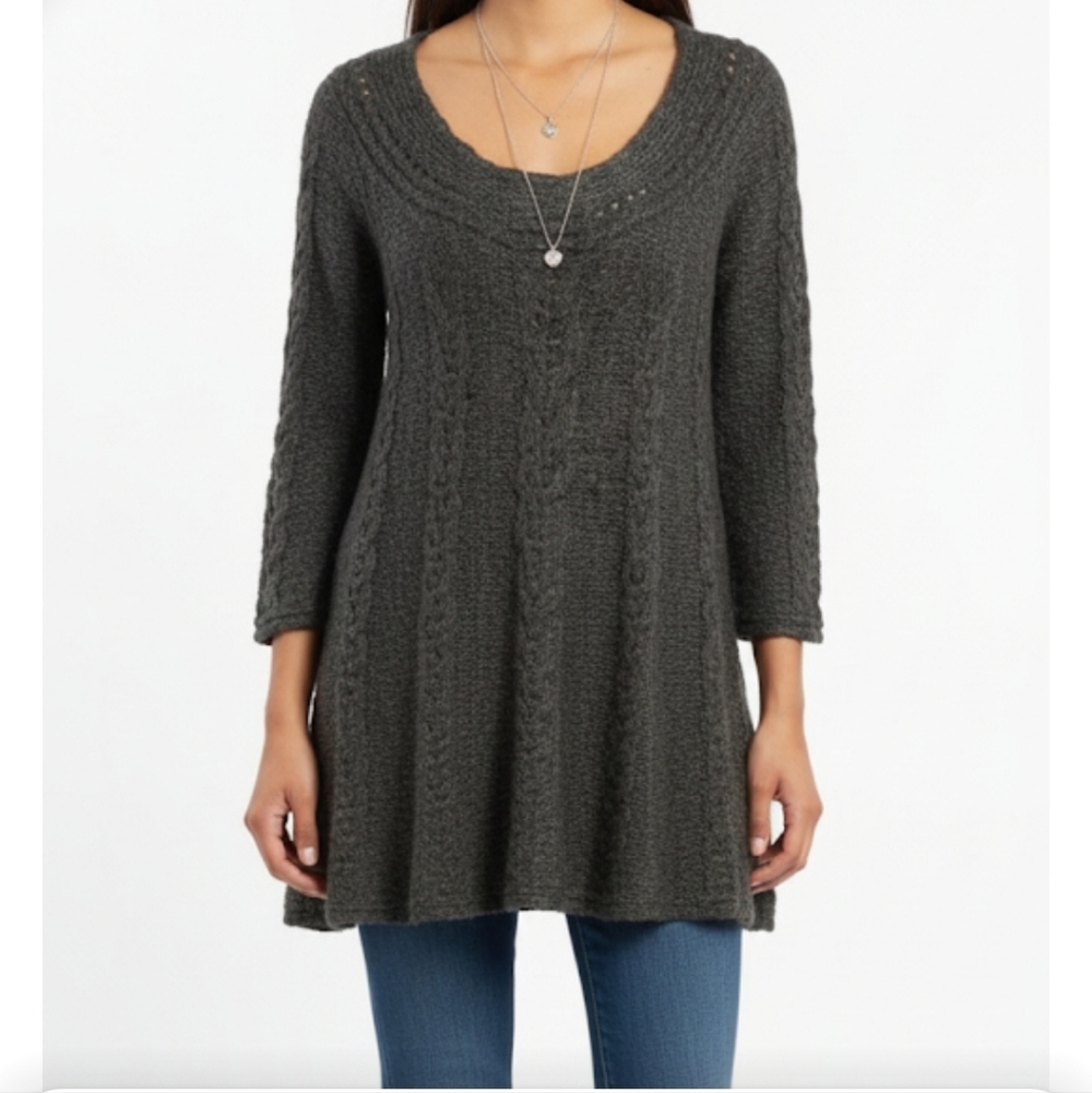 Free people gray cable  knitted sweater dress/top size medium